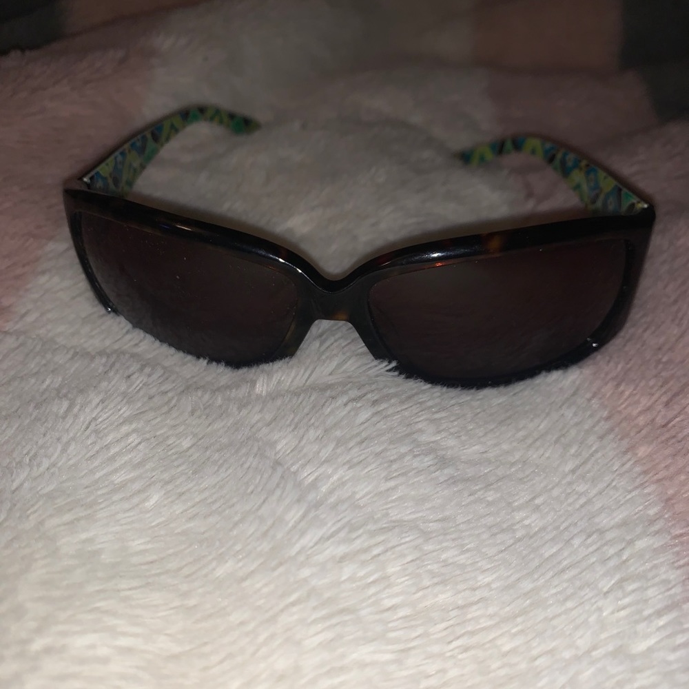 VERA BRADLEY ELIZABETH SUNGLASSES!UV 40!